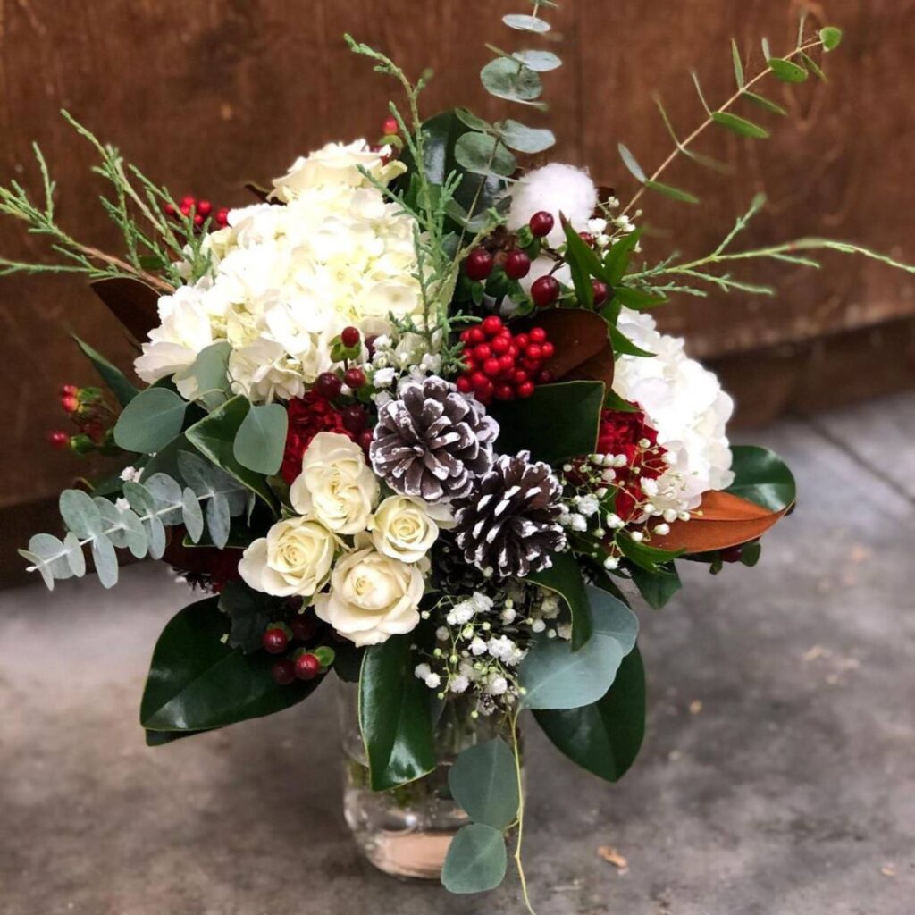 A pretty Christmas wedding bouquet